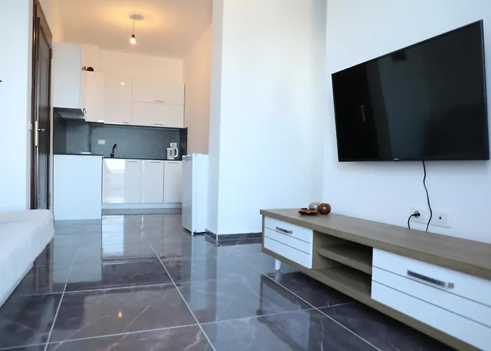 Lux3 Seaview & 43' Tv Netflix 公寓 Shëngjin
